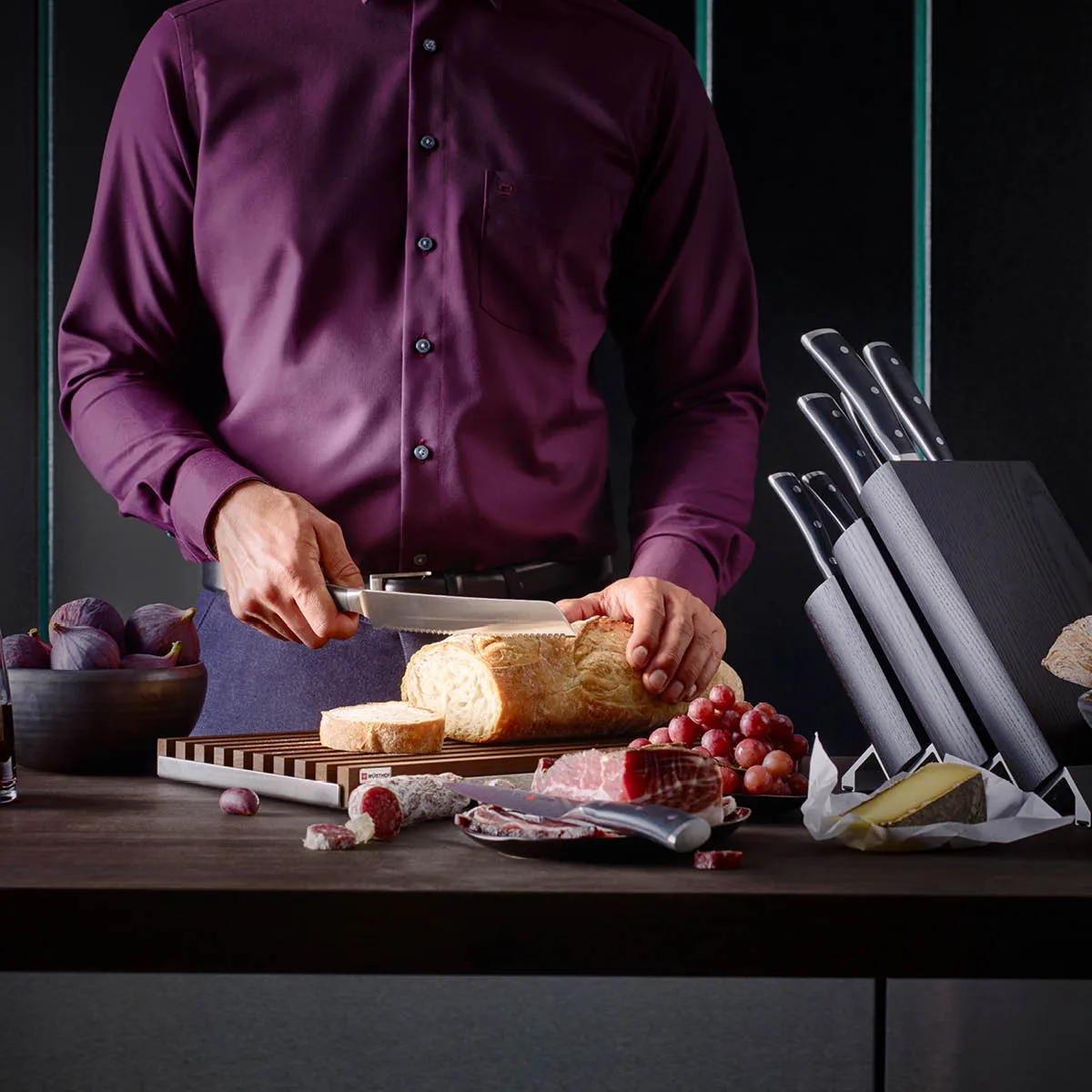 WUSTHOF CLASSIC IKON BLACK DOUBLE SERRATED BREAD KNIFE 230mm (*28016*) = 1 X EACH
